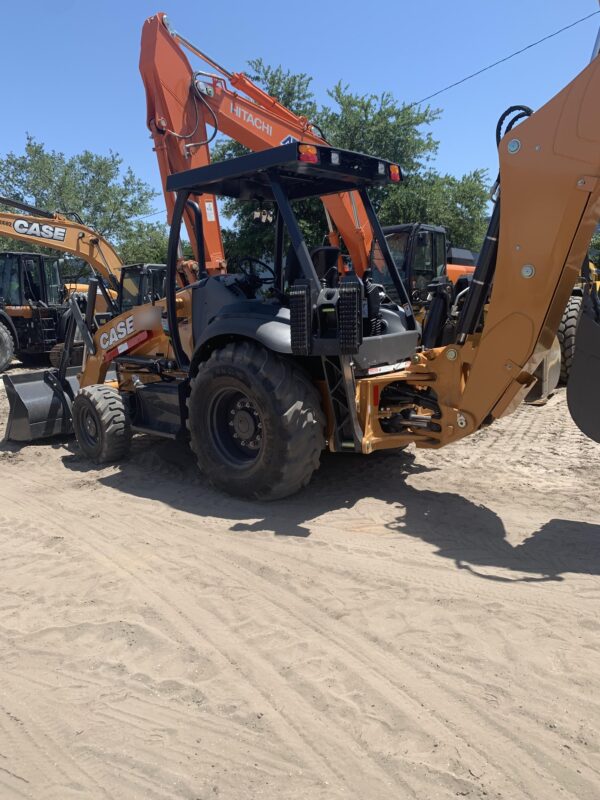 2022 CASE 580N EP