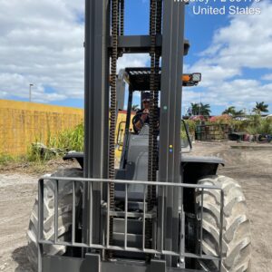 2022 CASE 588H