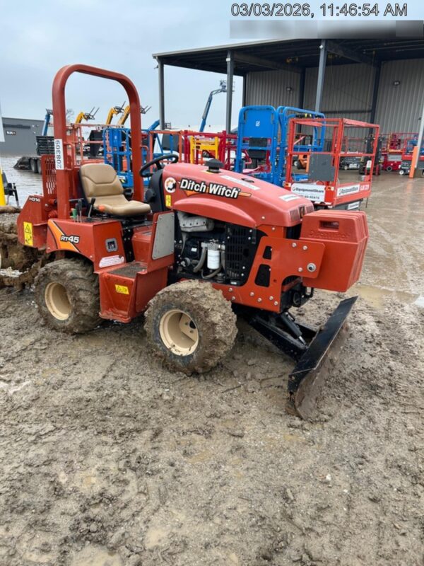 2022 DITCH WITCH RT45A