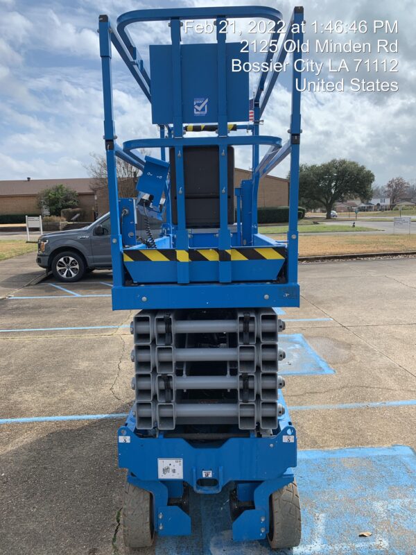 2022 GENIE GS-3232