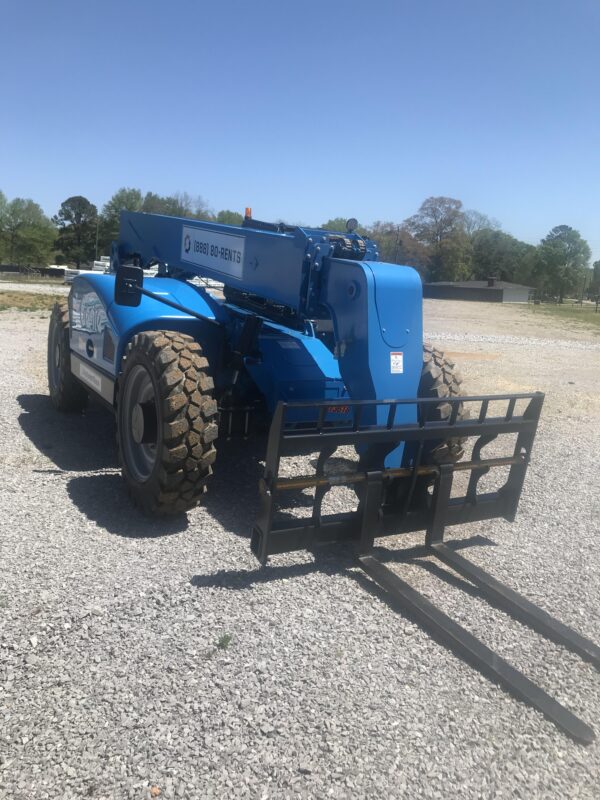 2022 GENIE GTH-844