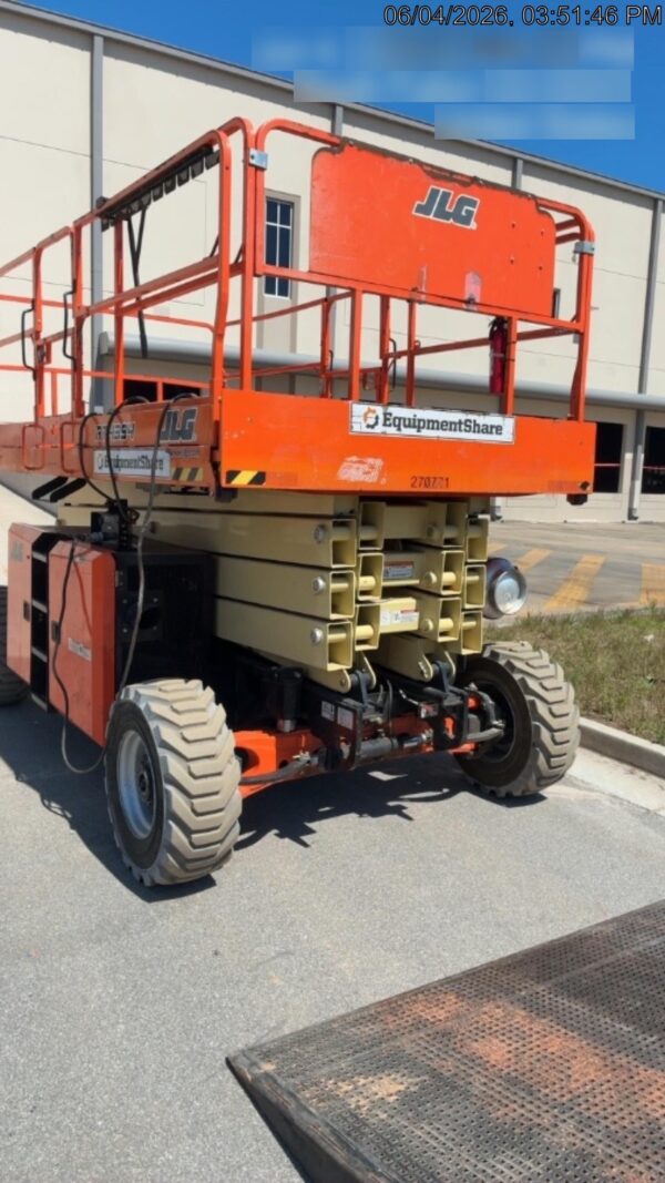 2022 JLG 4394RT