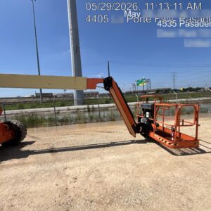 2022 JLG 800AJ