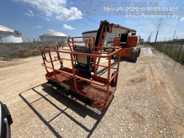 2022 JLG 800AJ