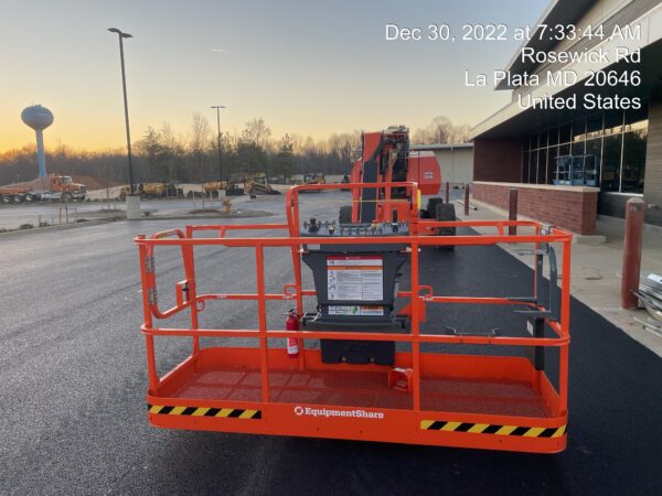 2022 JLG 860SJ