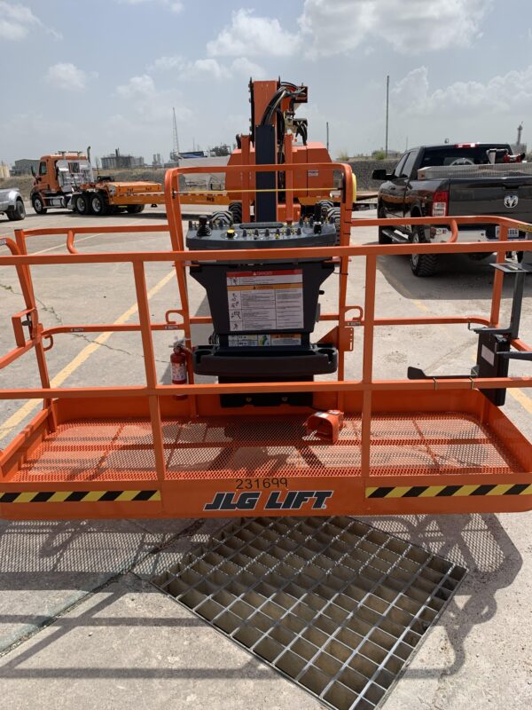 2022 JLG 860SJ