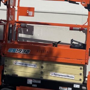 2022 JLG ES1932