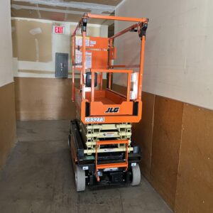 2022 JLG ES1932
