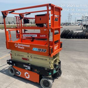 2022 JLG ES1932