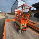 2022 JLG ES1932