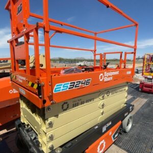 2022 JLG ES3246