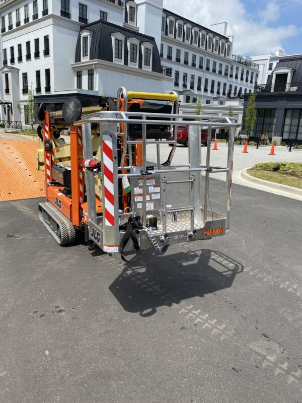 2022 JLG X600AJ