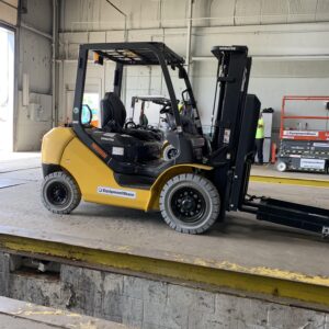 2022 KOMATSU FG25T-16