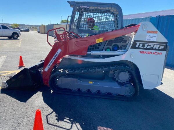 2022 TAKEUCHI TL12R2-R