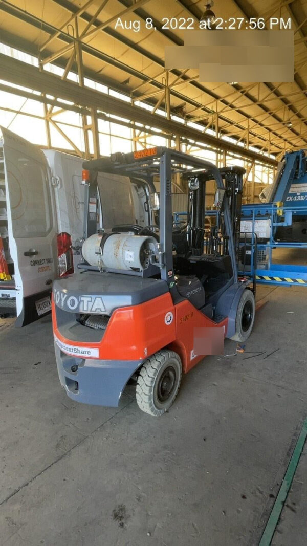 2022 TOYOTA 50-8FGU25