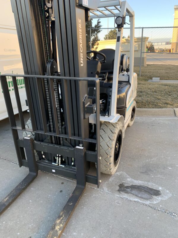 2022 UNICARRIER MUG1F2A30DV QUAD 2022 UNICARRIER MUG1F2A30DV QUAD