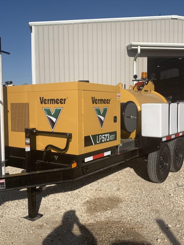 2022 VAC-TRON LP573XDT