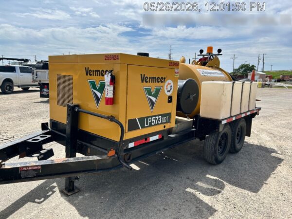 2022 VAC-TRON LP573XDT