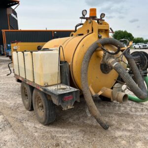 2022 VAC-TRON LP573XDT