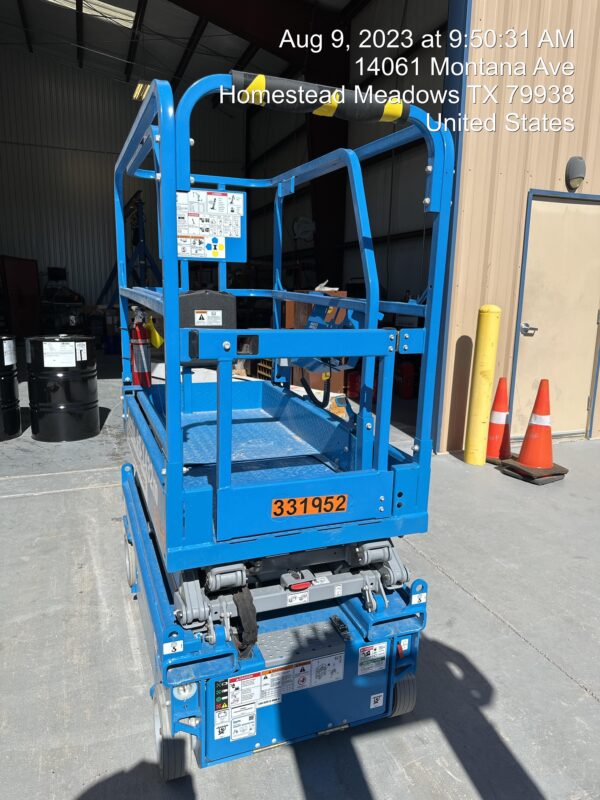 2023 GENIE GS-1432