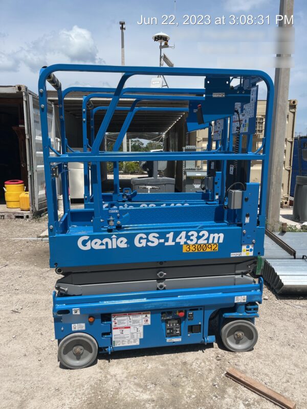 2023 GENIE GS-1432