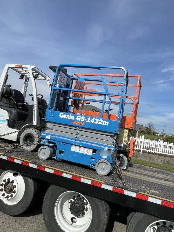 2023 GENIE GS-1432