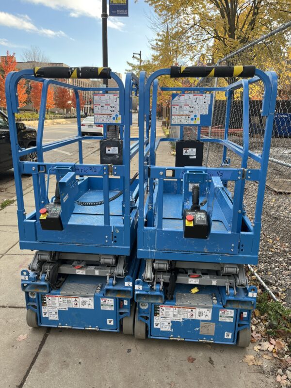 2023 GENIE GS-1432