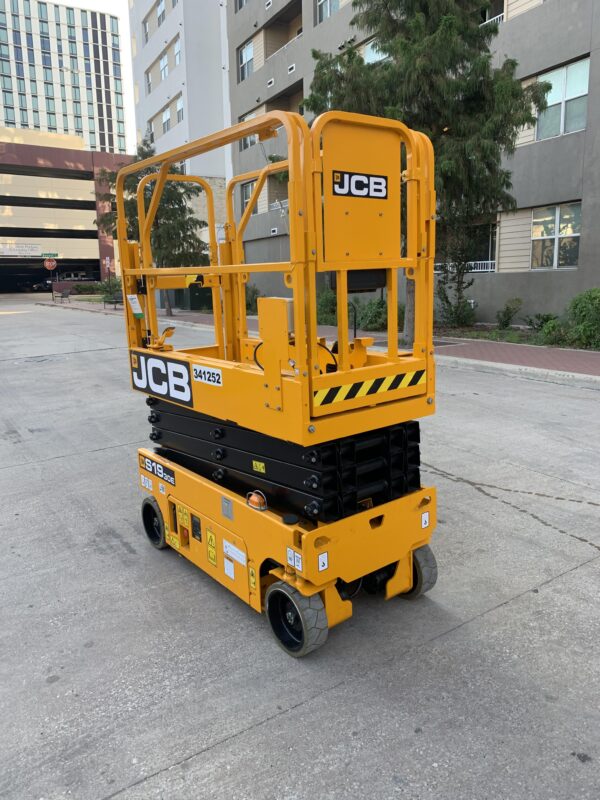 2023 JCB S1930E