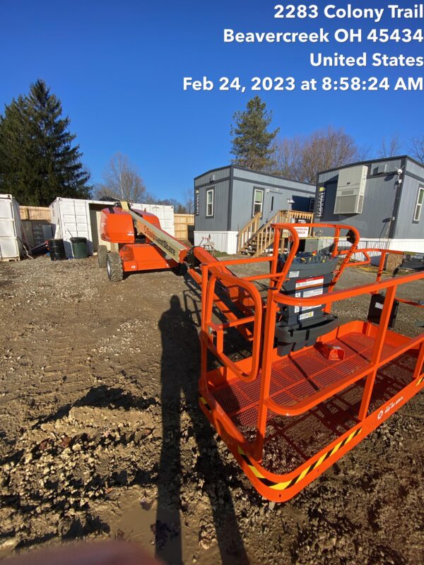 2023 JLG 460SJ