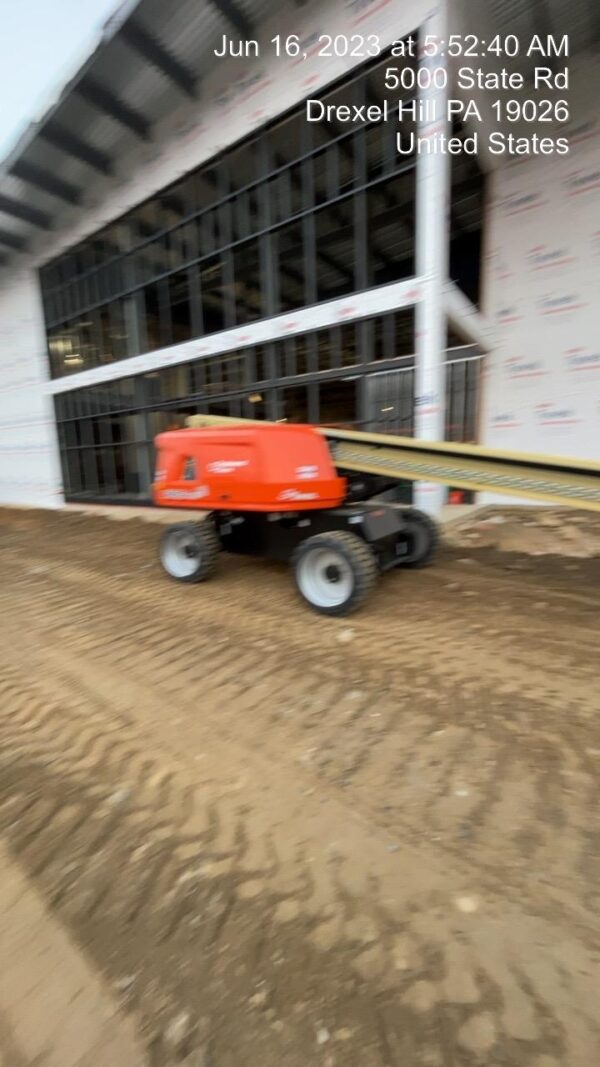 2023 JLG 660SJ