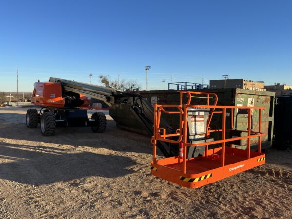 2023 JLG 660SJ