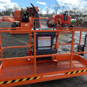 2023 JLG 660SJ
