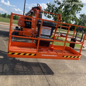 2023 JLG 660SJ