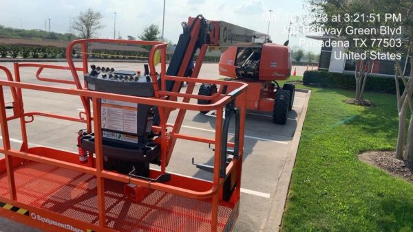 2023 JLG 660SJ