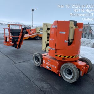 2023 JLG E300AJP