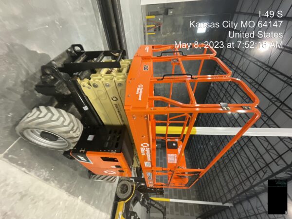 2023 JLG ERT4069