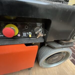 2023 JLG ES1932