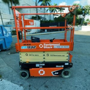2023 JLG ES1932