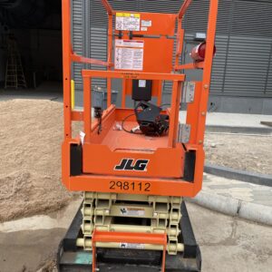 2023 JLG ES1932