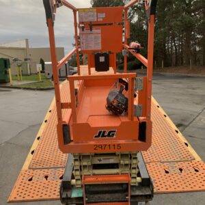 2023 JLG ES1932