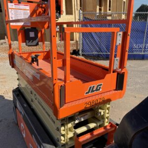 2023 JLG ES1932