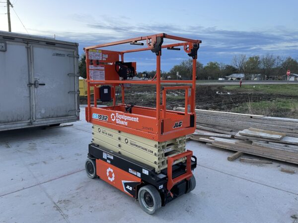 2023 JLG ES1932 2023 JLG ES1932