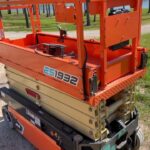 2023 JLG ES1932