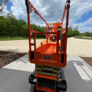 2023 JLG ES1932