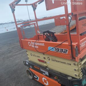2023 JLG ES1932