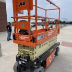 2023 JLG ES2632