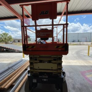 2023 JLG ES3246