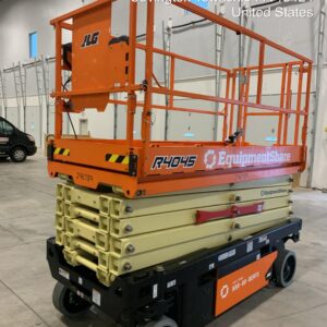 2023 JLG R4045
