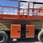 2023 JLG RT4394