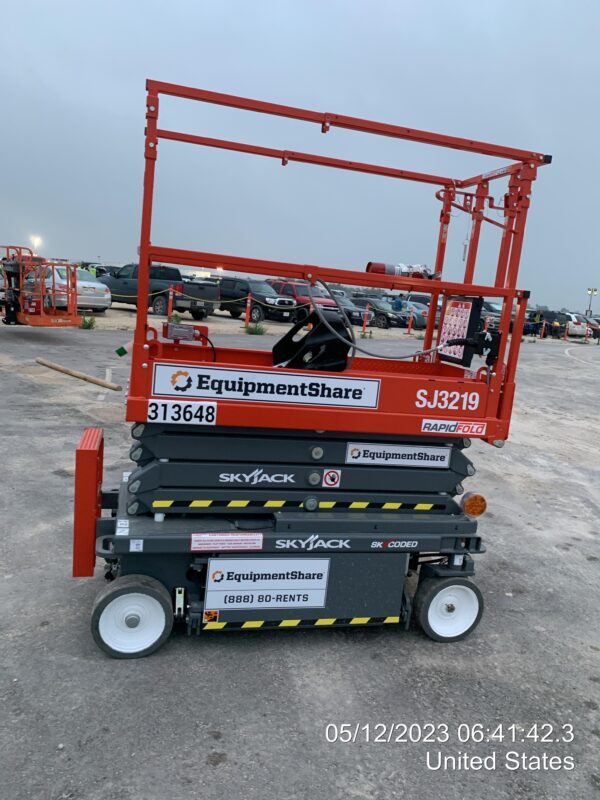 2023 SKYJACK SJ3219